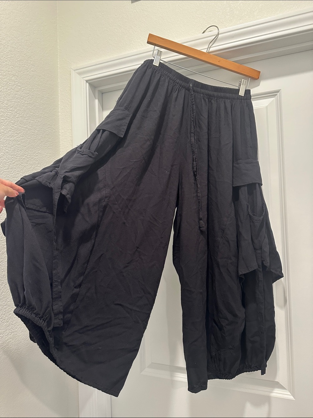 Women's Black Ruffle Cargo Harem Pants wide leg y2k deadstock vintage